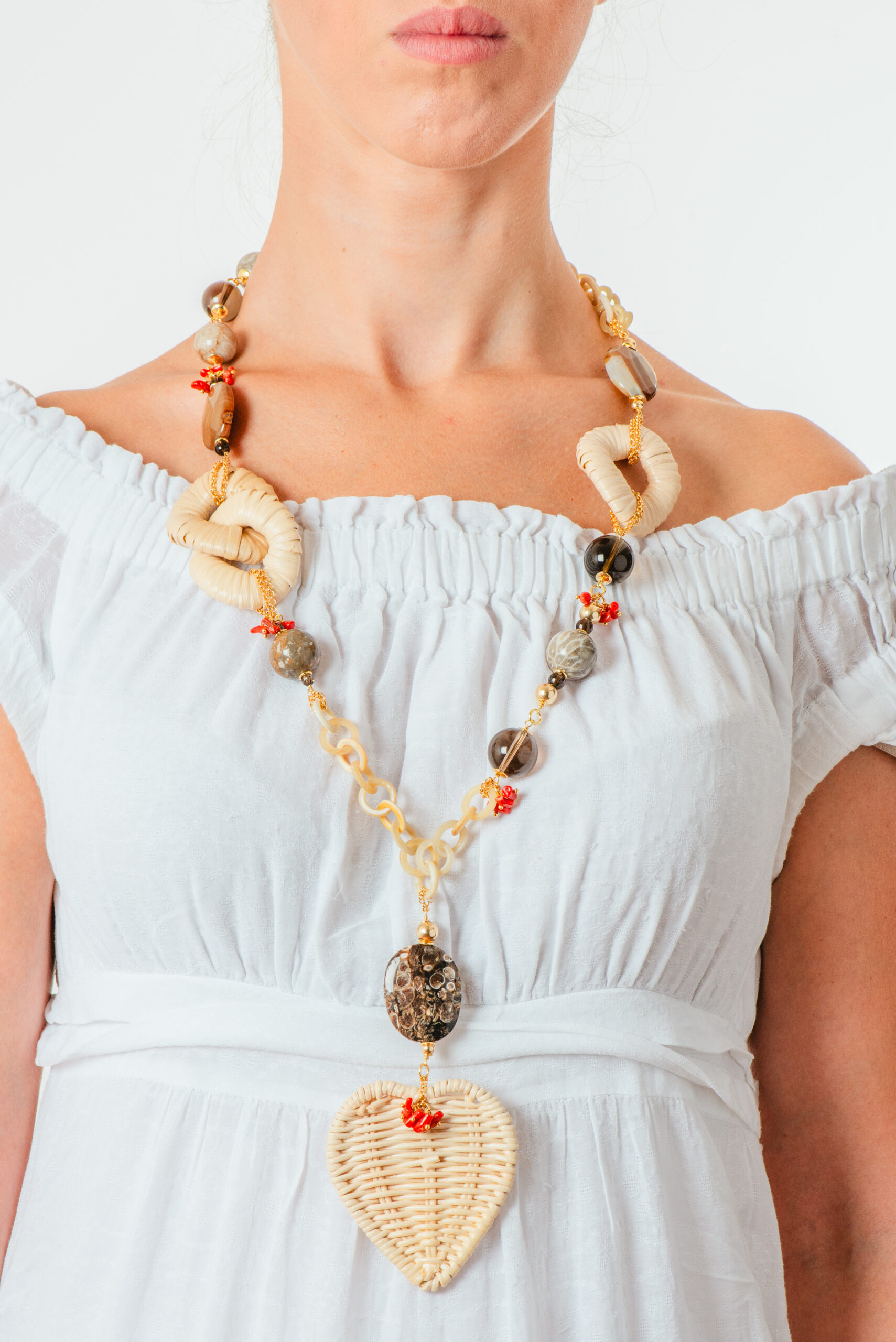 Gioielli-catalogo-modella-High-16