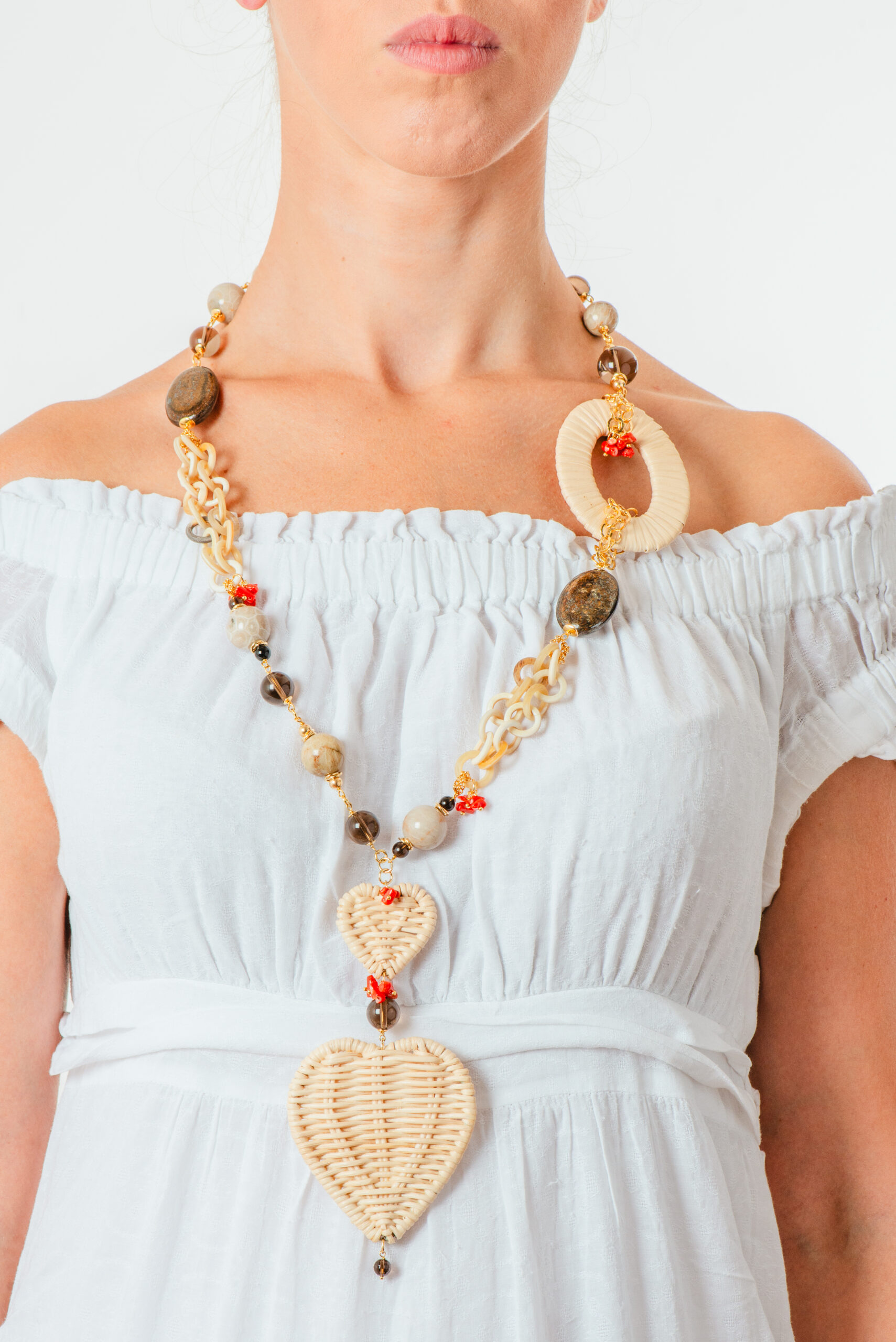 Gioielli-catalogo-modella-High-17